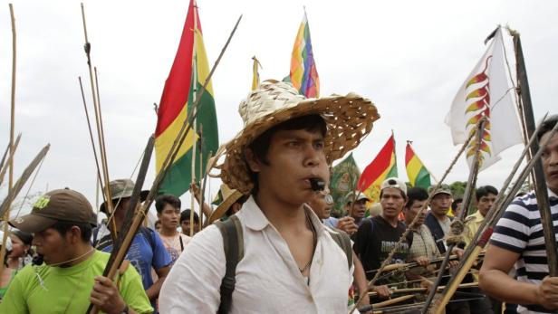 Bolivien: Minister zum Protest gezwungen