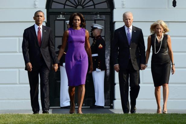 Barack Obama, Michelle Obama, Joe Biden und Jill Biden verlassen das Weiße Haus.