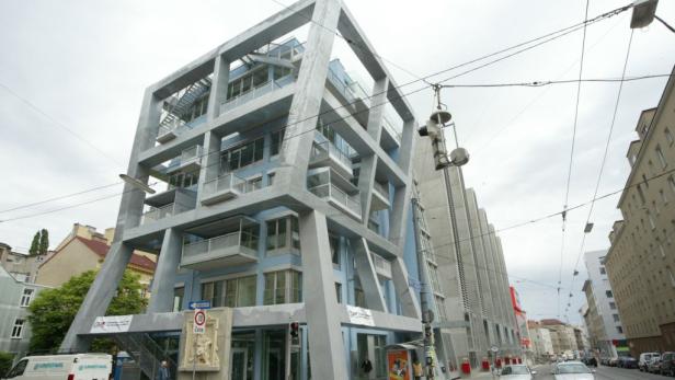 Coop Himmelb(l)au baute Kinozentrum in Südkorea