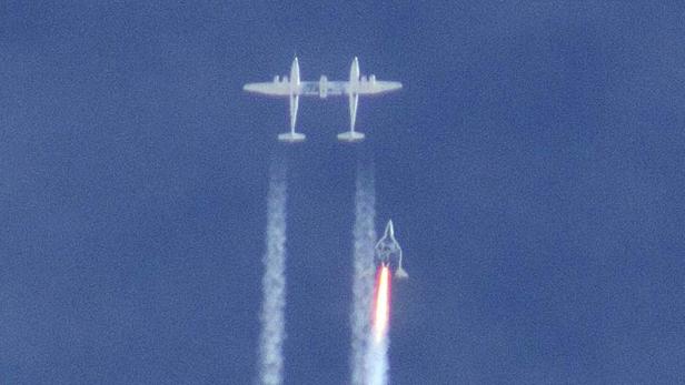 "SpaceShipTwo" zerschellt: Branson gibt nicht auf