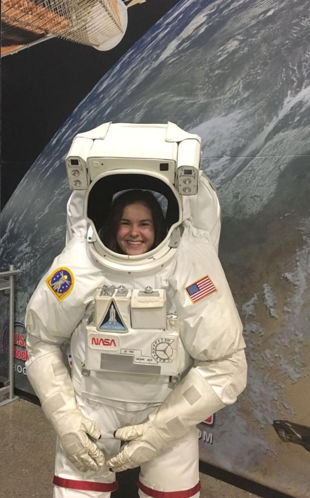 Astronaut/in auf der Erde