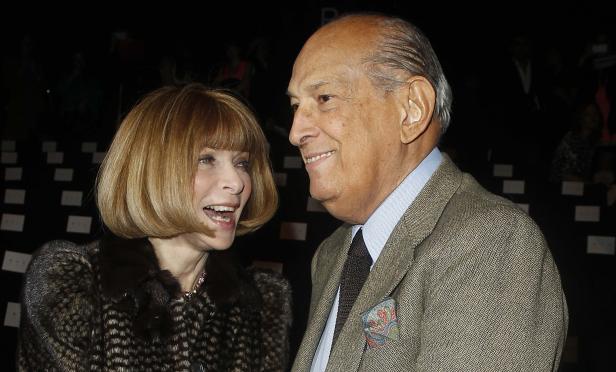 Anna Wintour und Oscar de la Renta bei einer Veranstaltung.
