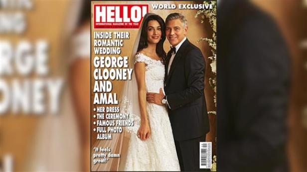 Das Cover des „Hello!“-Magazins zeigt George Clooney und Amal an ihrem Hochzeitstag.