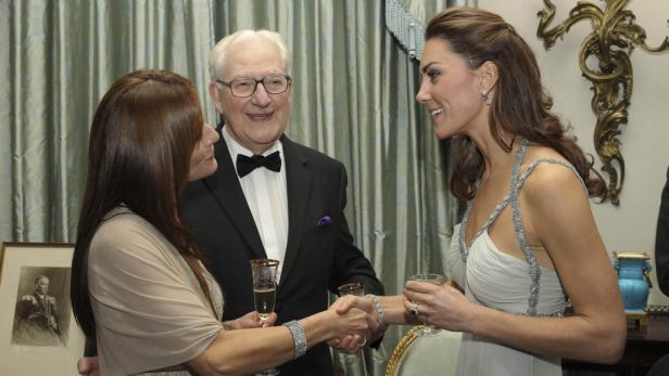 Kate debütiert als Gastgeberin