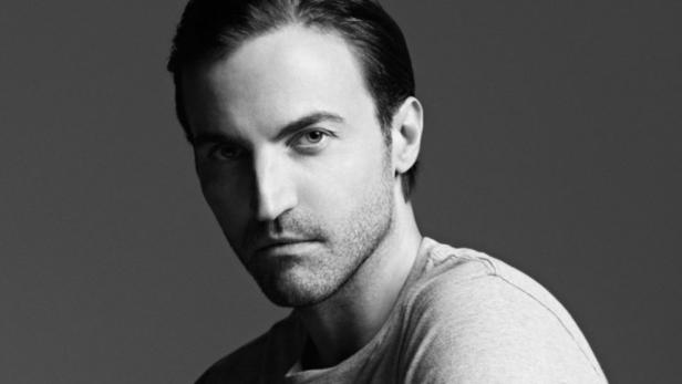 Ghesquiere folgt Marc Jacobs als kreativer Kopf bei Louis Vuitton nach.