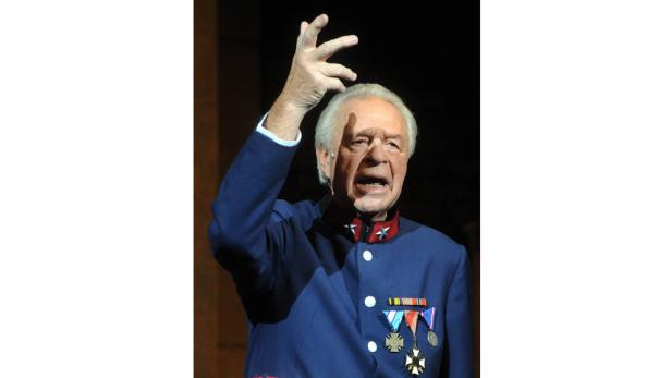 Nestroy-Schwank mit Serafin im Volkstheater