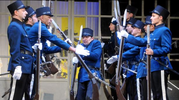 Nestroy-Schwank mit Serafin im Volkstheater