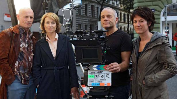 Das Filmteam von „Jack“ mit Elisabeth Scharang und Jerg Widmer am Set.