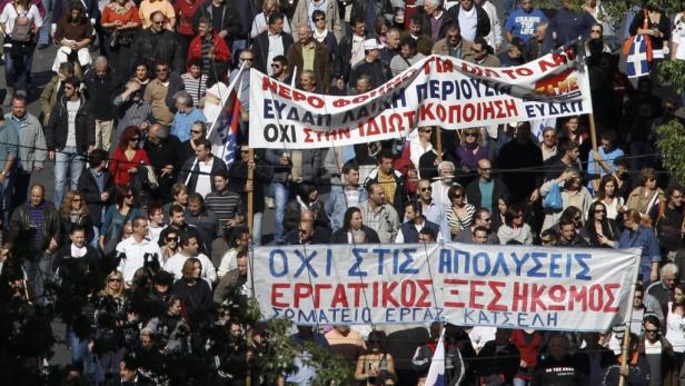 Proteste in Athen eskalieren