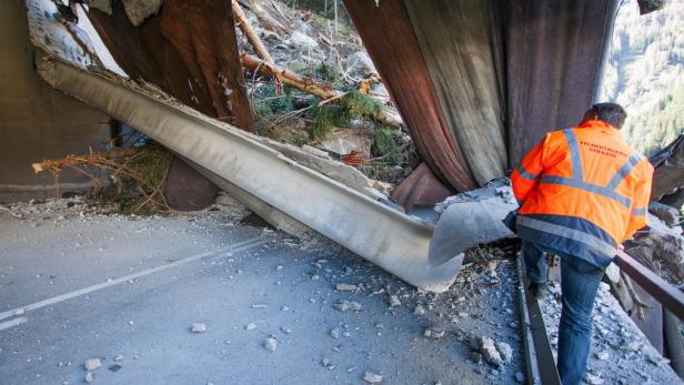 Felssturz: Felbertauern-Straße auf Teilstück völlig zerstört