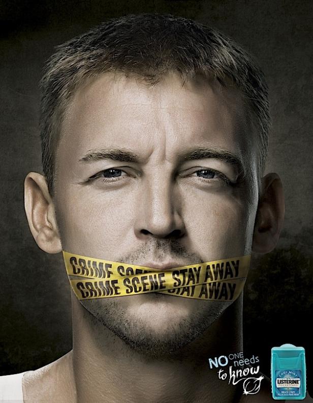 Ein Mann mit „Crime Scene – Stay Away“-Band über dem Mund, Werbung für Listerine Pocketpaks.