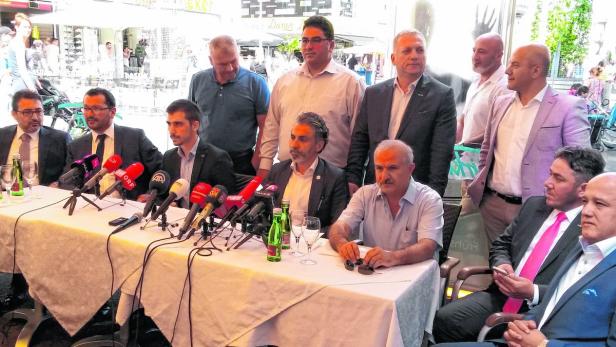 Türkische Verbände distanzieren sich von Demo-Randalierern