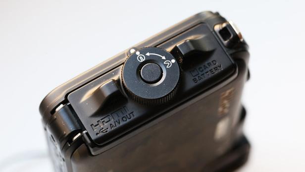 Outdoor-Cam Nikon AW100 im Test