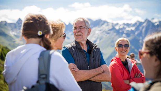 Van der Bellen auf Wanderausflug in Tirol