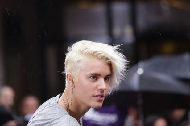 Steht ihm: Bieber mag's jetzt Wasserstoffblond