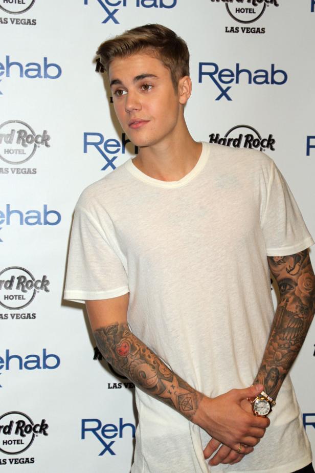 Steht ihm: Bieber mag's jetzt Wasserstoffblond