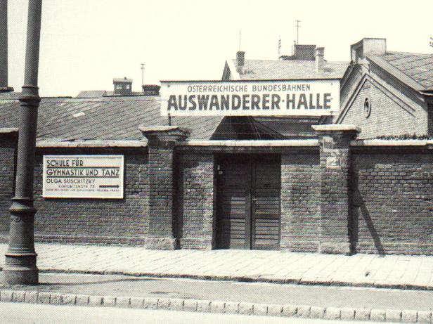 Alte Gösserhalle wird zum dreistöckigen Büro mit "Schweizerhaus"