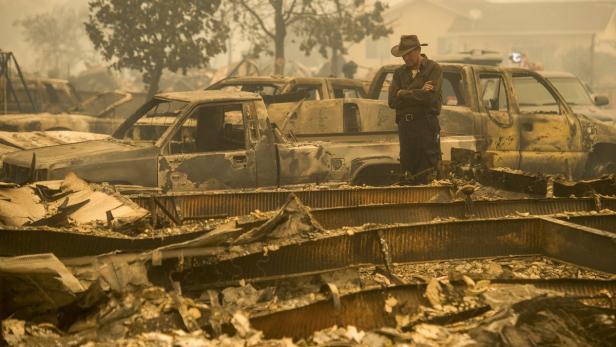 Ein Todesopfer bei Waldbränden in Kalifornien