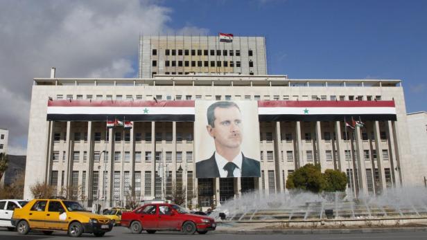 Gehackte Mails: Assad trotz Kriegs im Luxus