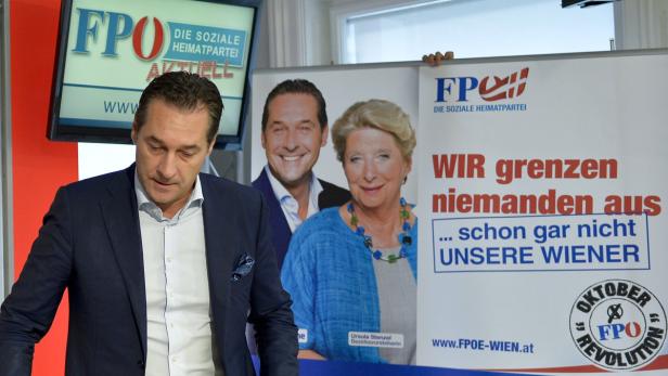 Strache mit dem Plakatsujet, das ihn gemeinsam mit Ursula Stenzel zeigt FPÖ will "niemanden ausgrenzen" - per Plakat