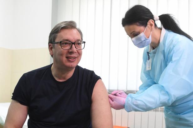 Chinas Impfstoff: Politisch hochwirksam, medizinisch schwach