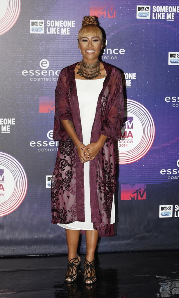 Emeli Sandé auf dem roten Teppich bei den MTV Europe Music Awards 2014 in Glasgow.