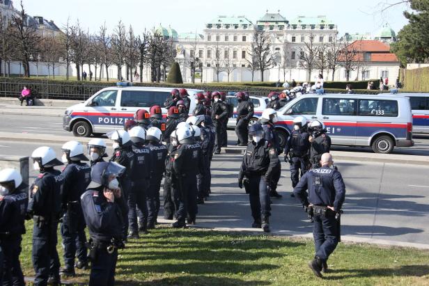 Die Bilanz der Samstagsdemo: 649 Anzeigen, 15 Festnahmen