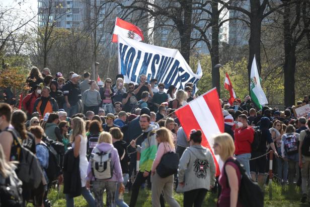 Die Bilanz der Samstagsdemo: 649 Anzeigen, 15 Festnahmen