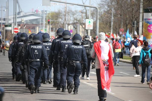 Die Bilanz der Samstagsdemo: 649 Anzeigen, 15 Festnahmen