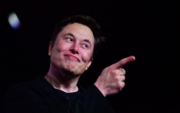Maye und Tosca Musk: "Froh, nicht in Elons Schuhen zu stecken“