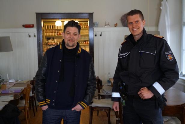 "Kitchen Impossible"-Star Tim Mälzer überraschte Lokalbetreiber in Baden