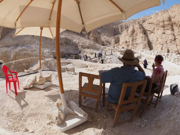 Wie Zahi Hawass die Goldene Stadt in Ägypten entdeckte