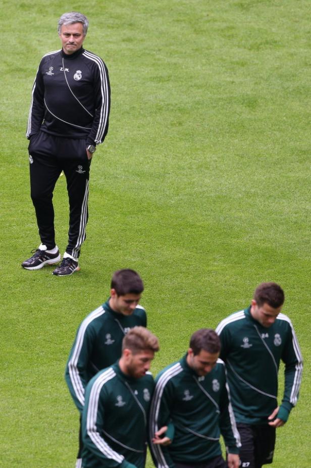 Die Spieler distanzierten sich von Mourinho. Jose Mourinho verlässt Real Madrid