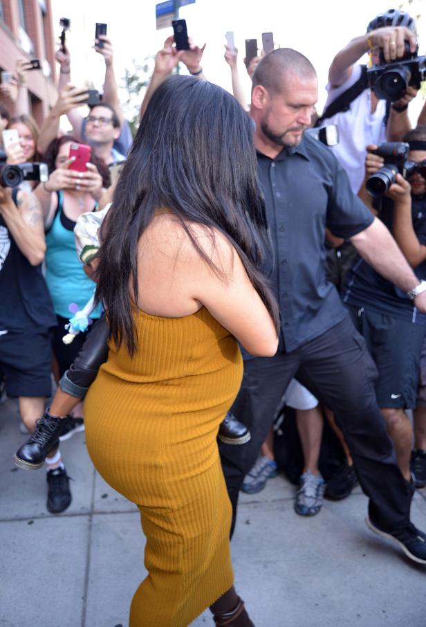 Kontrovers: Kylie Jenner regt mit Rollstuhl-Foto auf
