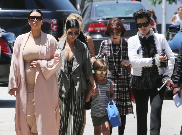 Kontrovers: Kylie Jenner regt mit Rollstuhl-Foto auf
