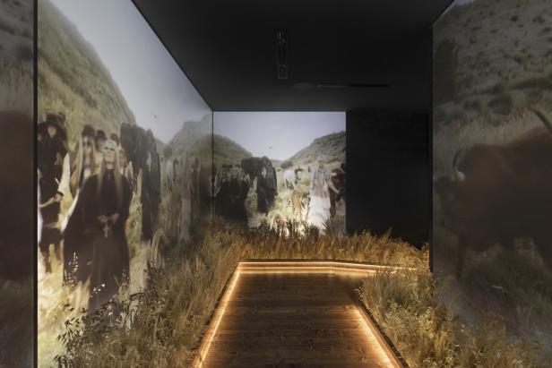 Mit dieser virtuellen Ausstellung feiert Gucci 100 Jahre