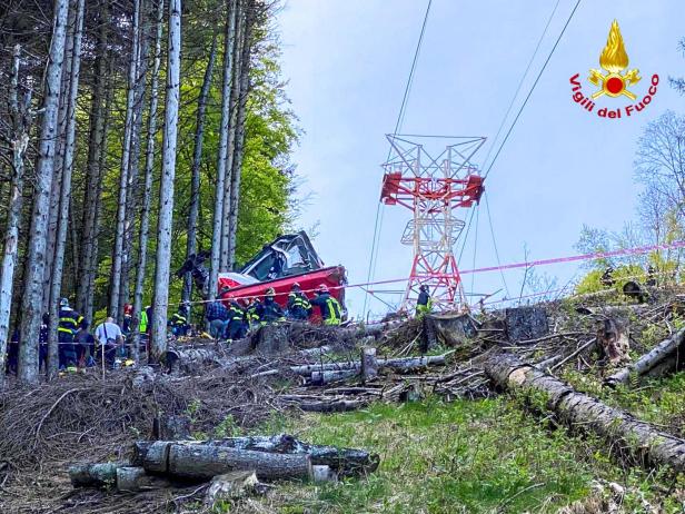 Cable car accident near Lake Maggiore in northern Italy	