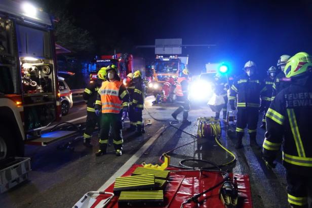 Zwei Tote nach Unfall auf Westautobahn