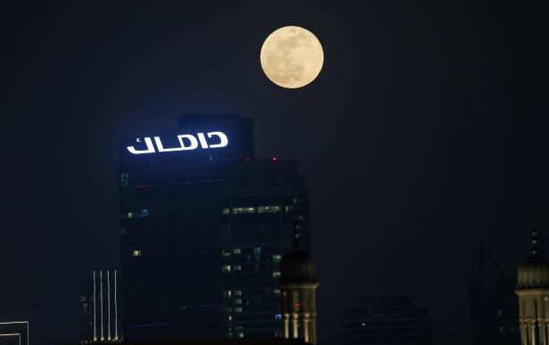 Super Flower Moon rises in Dubai