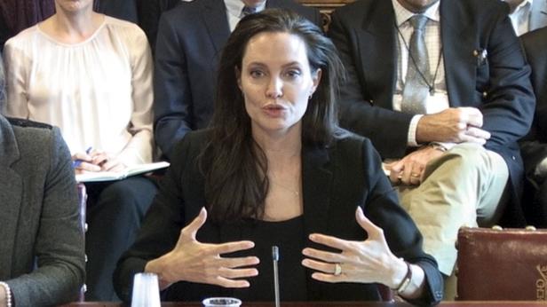 Sorge: So dünn ist Angelina schon