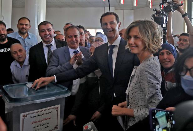 Syrien: Assad bleibt Präsident
