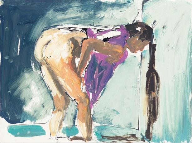 Ein Gemälde einer sich bückenden, unbekleideten Frau mit einer lila Draperie und einer Flasche.