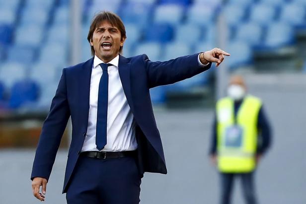 Coach Antonio Conte leaves FC Inter