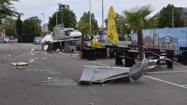 Ein Foodtruck explodierte auf einem Parkplatz in Floridsdorf