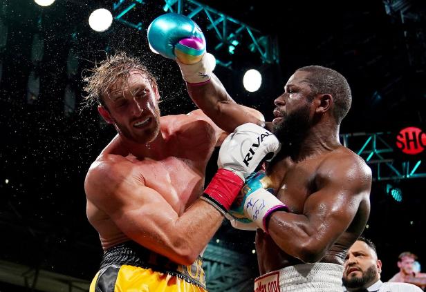 Boxing: Mayweather vs Paul