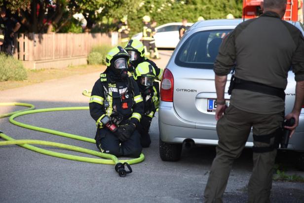 Cobra musste nach Brand in Oberwaltersdorf Wohnhaus stürmen