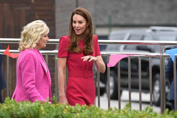Im Partnerlook: Erstes Treffen von Herzogin Kate und First Lady Jill Biden