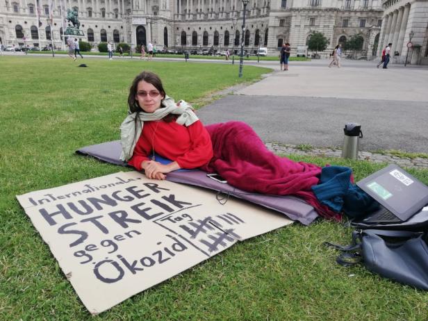 Für den Klimaschutz: Wiener Biologin seit zwei Wochen im Hungerstreik