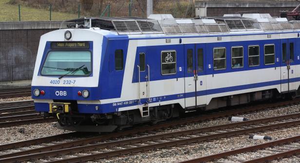 Themenbild: ÖBB: S-Bahn.