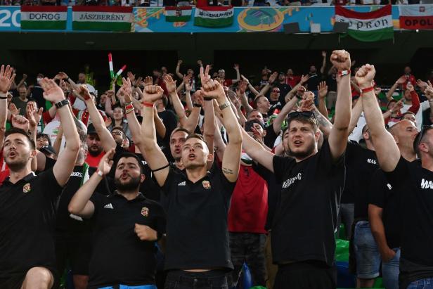 Vor EM-Duell mit Tschechien: Niederländische Sorge vor Ungarns Fans